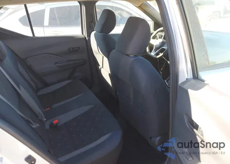 2018 Nissan Kicks S z USA, uszkodzony, nr VIN 3N1CP5CU2JL522012